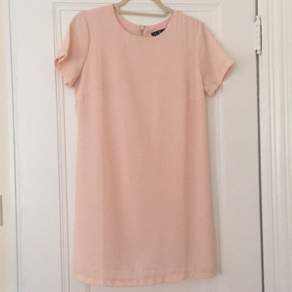 Lightweight Lulu’s short sleeve dress